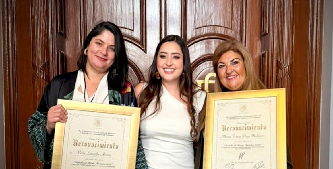 Perla Labarthe Álvarez y María Teresa Moya Malfavón con reconocimiento de la Medalla al Mérito Turístico 2026