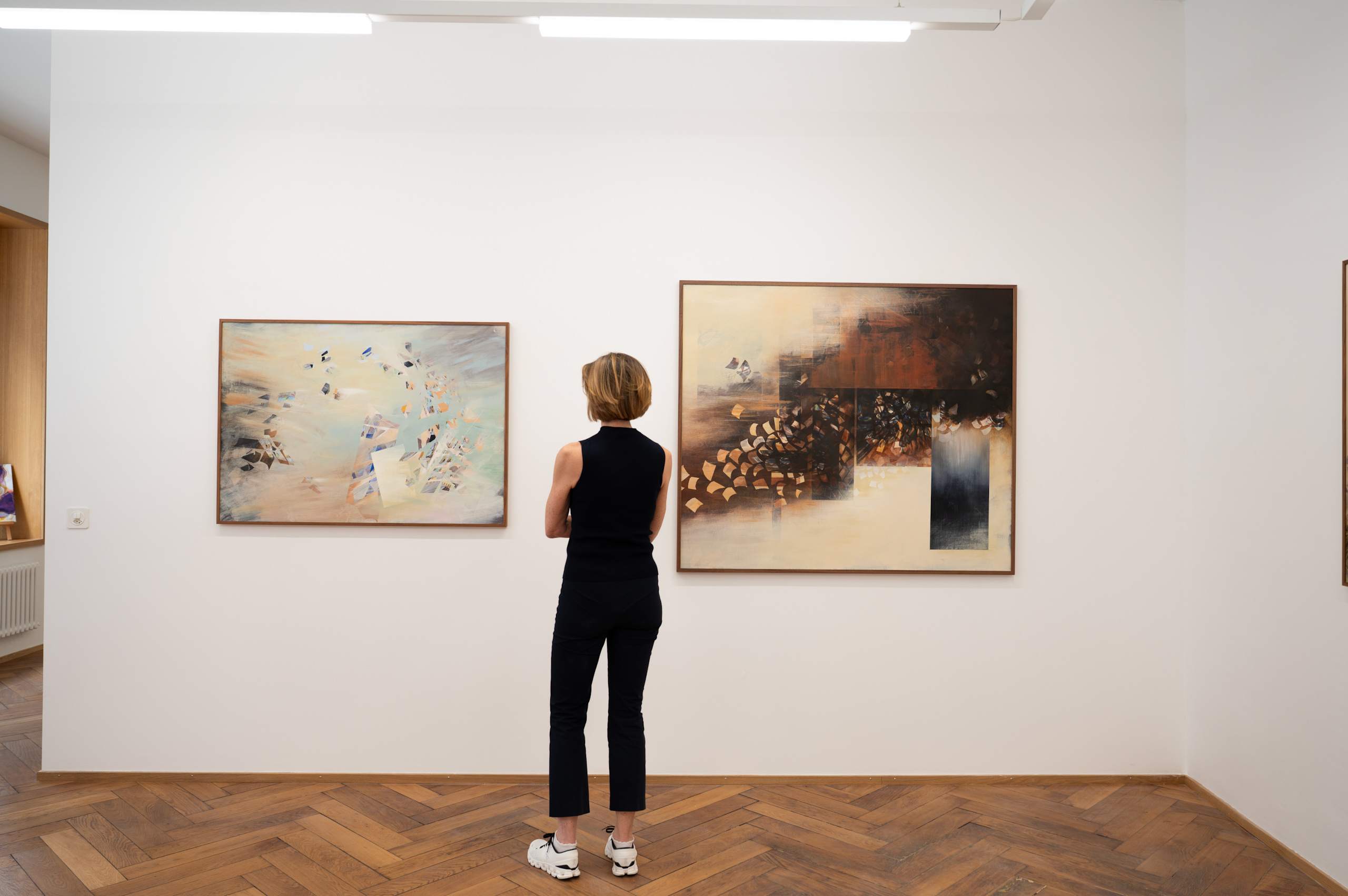 Obra de Olga Burkard de la serie Coexistencia, presentada en Galería Claroscuro. La pintura explora la convivencia entre estructuras orgánicas, abstracción y procesos visuales contemporáneos.