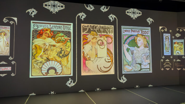 Experiencia inmersiva de Alphonse Mucha en el Museo Kaluz de Ciudad de México
